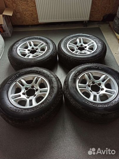 Toyo Open Country H/T 235/70 R16 106H