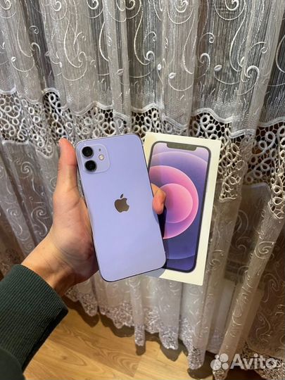 iPhone 12, 64 ГБ