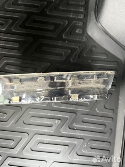 Тормозные колодки на genesis