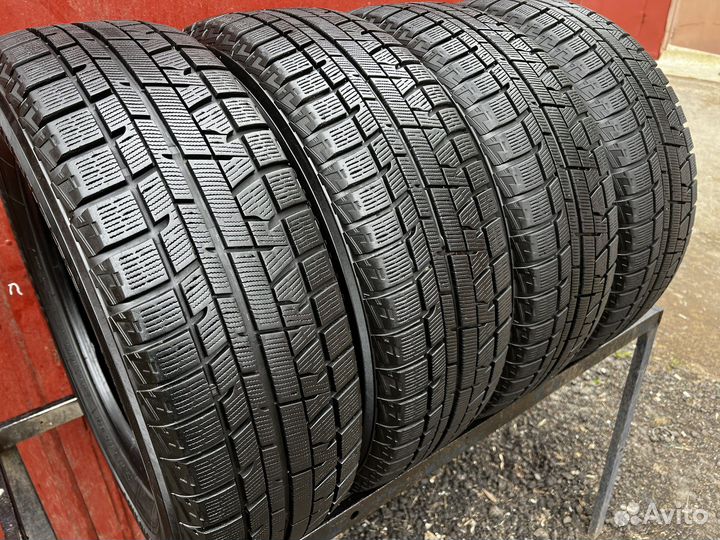 Yokohama Ice Guard IG50 215/65 R16 98Q
