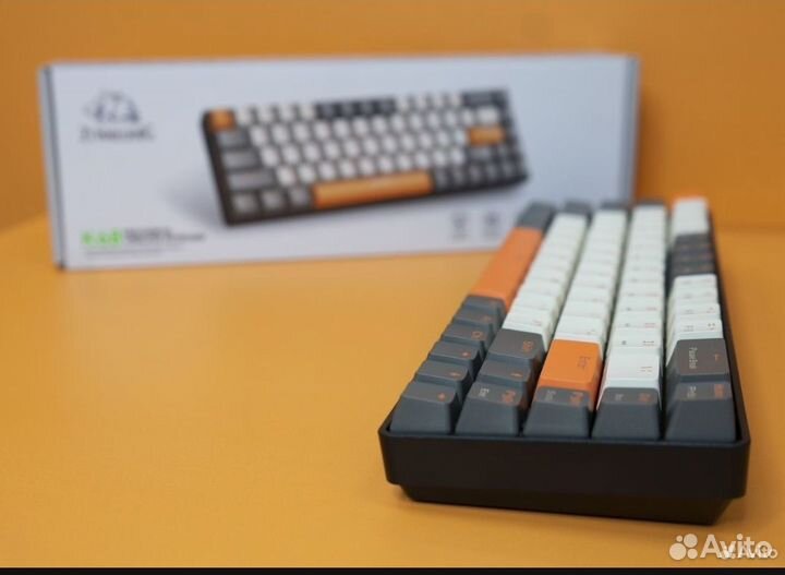 Беспроводная механическая клавиатура Ziyolang