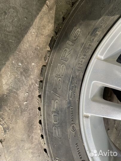 Nokian Tyres Hakkapeliitta 9 205/55 R16