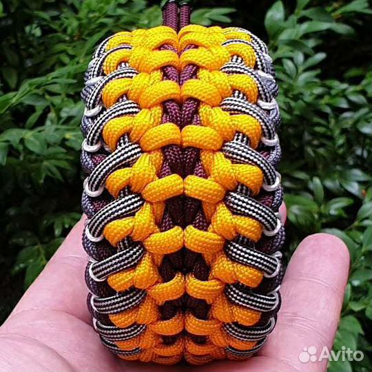 Браслет из паракорда 