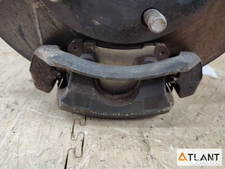 Ступица передняя правая toyota estima