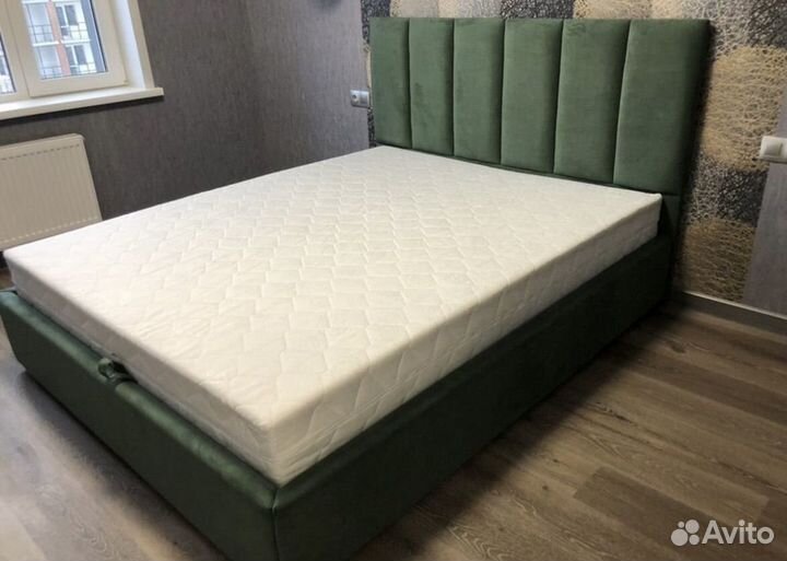 Кровать двухспальная