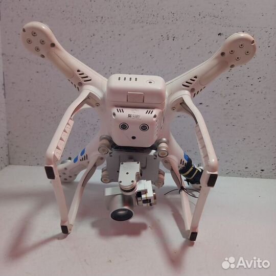 Квадрокоптер DJI Phantom 3 Professional