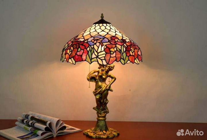 Лампа настольная в стиле Тиффани