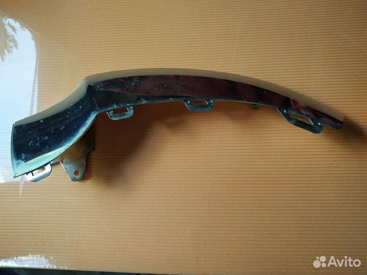 Накладка на передний бампер Mersedes-benz хром ори