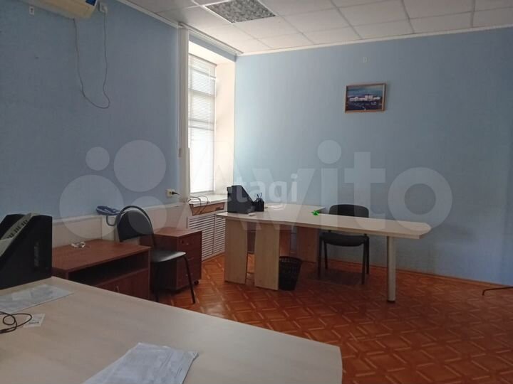 Продам торговое помещение, 588.4 м²