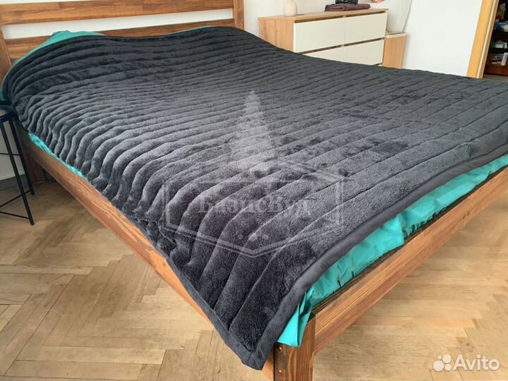 Кровать из массива / Кровать двуспальная / Кровать