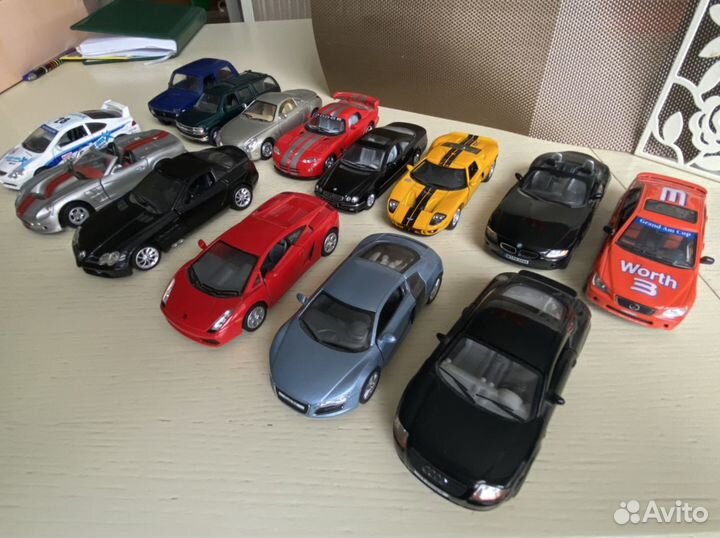 Машинки металлические