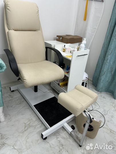 Педикюрное кресло