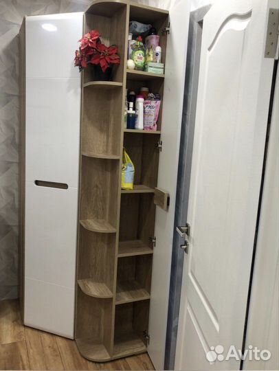Шкаф