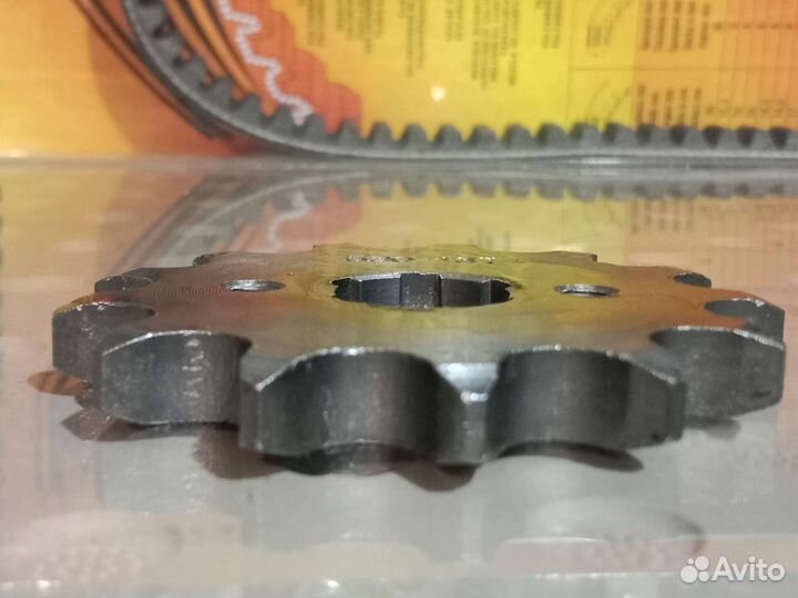 Ведущая звезда кроссовый мотоцикл