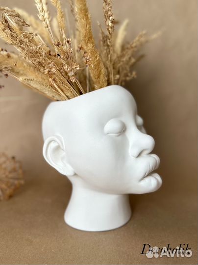 Декоративная Ваза в Афро стиле белого цвета 18см