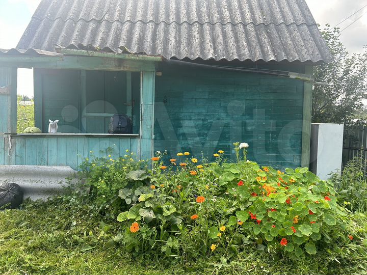 Дача 15 м² на участке 4 сот.