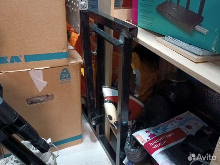 Стойка для игрового руля