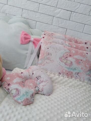 Бортики в детскую кроватку для девочки