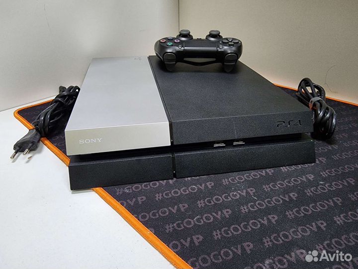 Sony playstation 4 500Gb Прошитая(Игры бесплатно)