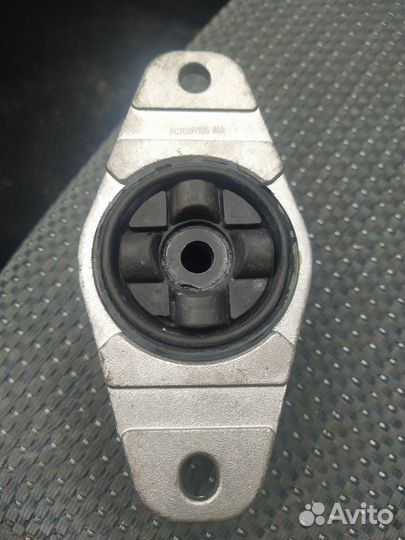 Опоры задние