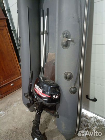 Лодка надувная с мотором