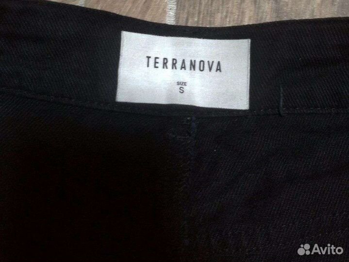 Чёрная юбка