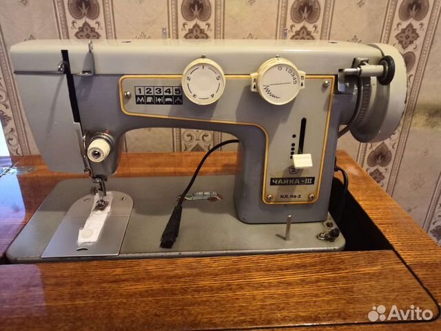 Швейная машина Чайка III с электроприводом