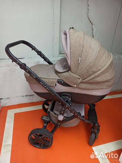Коляска 2 в 1 Riko Bruno Natural бу