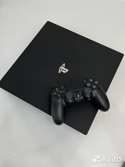 Sony PS4 pro 1tb 9.03
