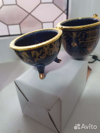 Яйцо подарок