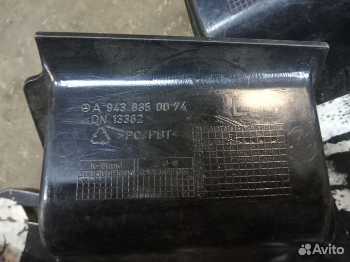 Накладка бампера Mercedes-Benz Actros