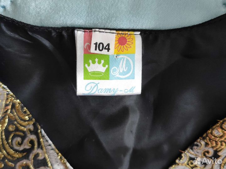 Жилет праздничный