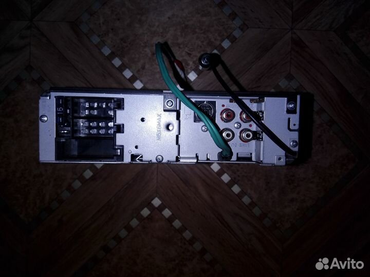 Автомагнитола JVC