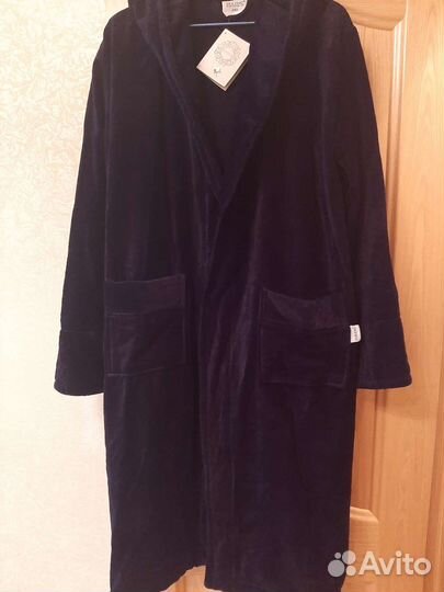 Мужской махровый халат с капюшоном