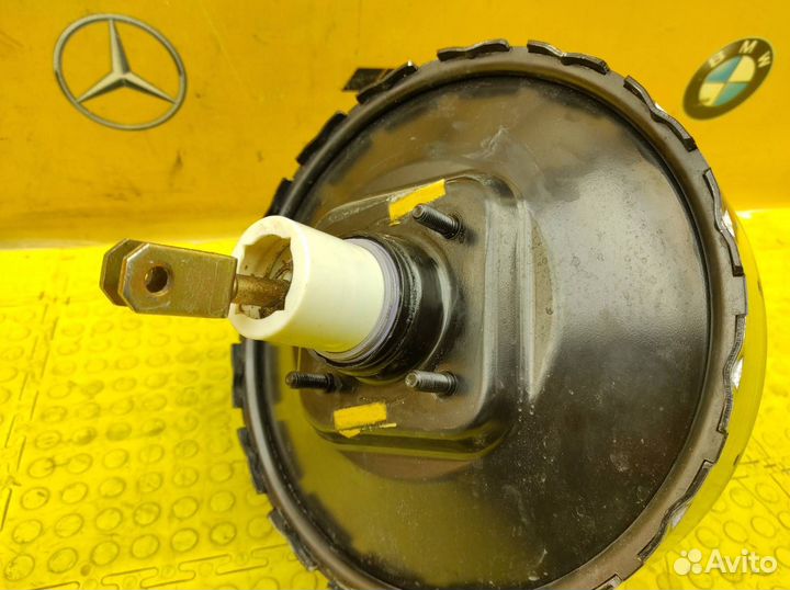 Вакуумный усилитель тормозов Mercedes-Benz W140