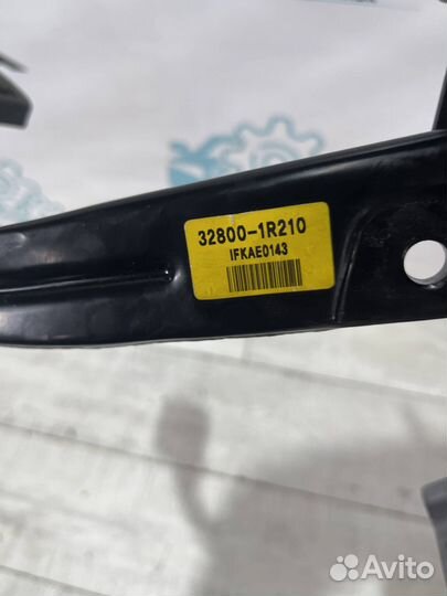 Педаль тормоза Hyundai Solaris