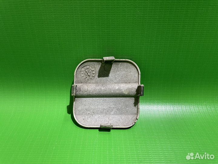 Заглушка буксировочного крюка Ford Focus 2 седан