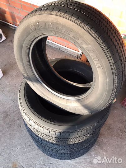 Bridgestone 613V 4/5 R17