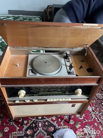 Радиола Rigonda