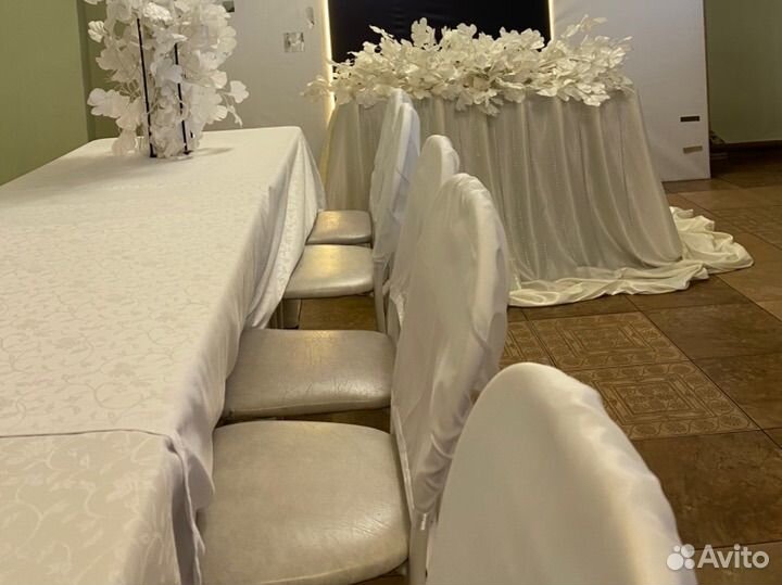 Продам скатерти на столы