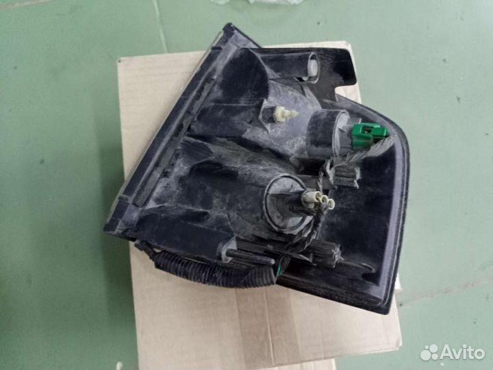 Поворотники Ниссан ванет