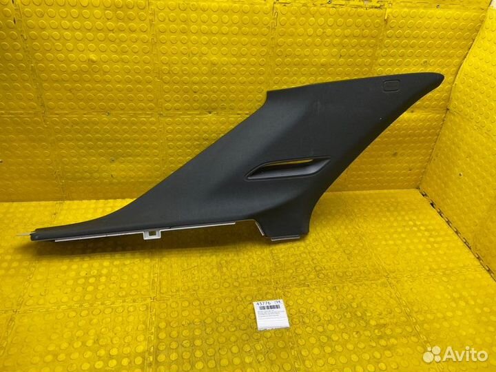 Обшивка стойки задняя левая Mercedes-Benz