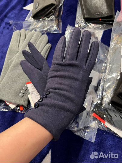 Женские перчатки новые
