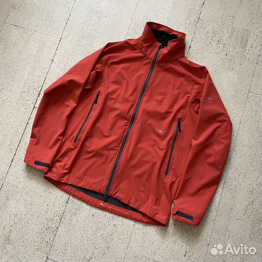 Куртка kaikkialla