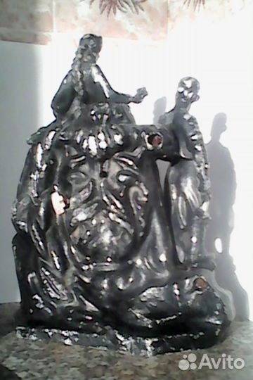 Каминные или настольные часы