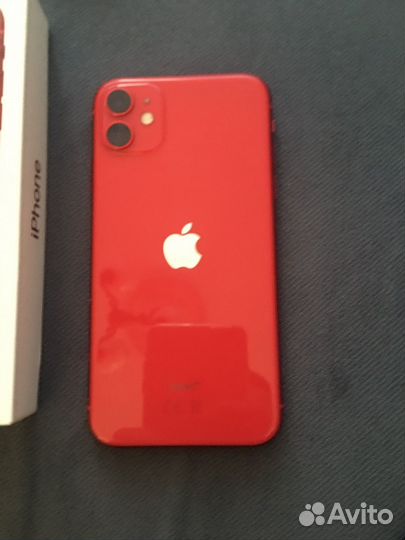 Телефон iPhone 11