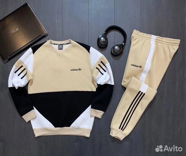 Спортивный костюм Adidas