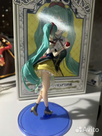 Аниме фигурка Мику Хатсуне