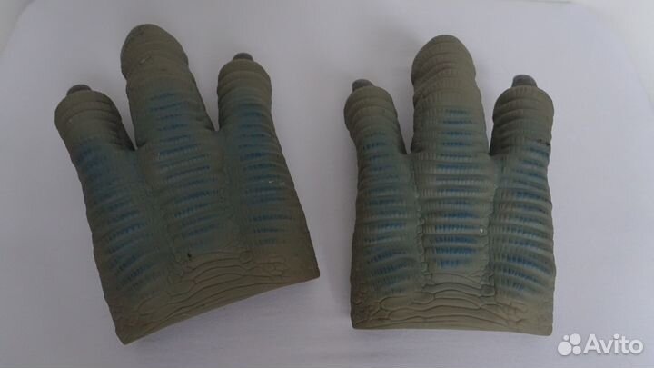 Лапы-когти динозавра (Mattel)