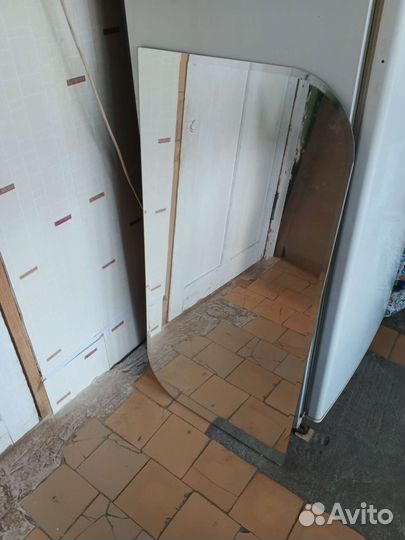 Зеркало настенное